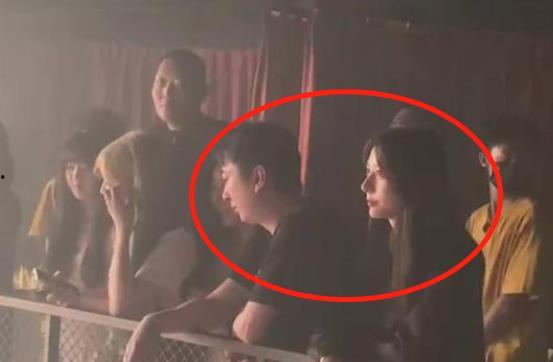 吃瓜圈网红正能量视频,网红视频传递积极生活态度  第2张